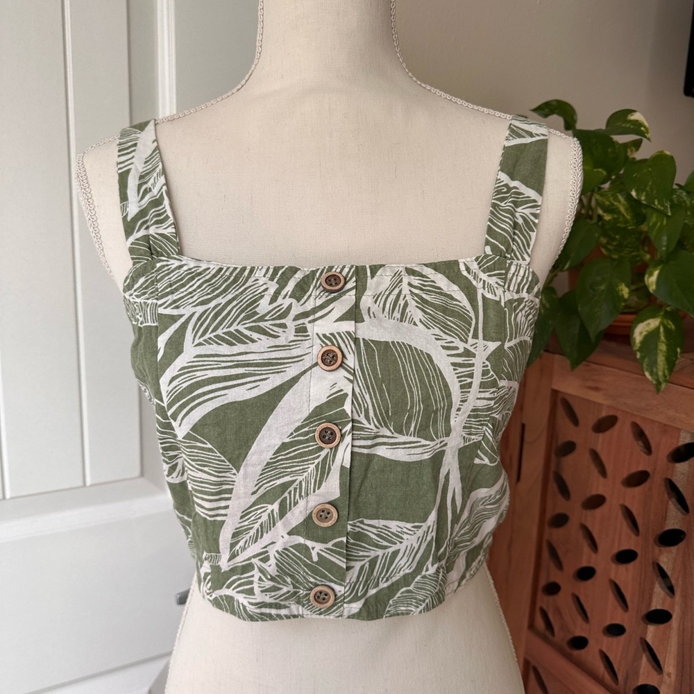 Rare Mahina Olive Leaf Print Crop Top